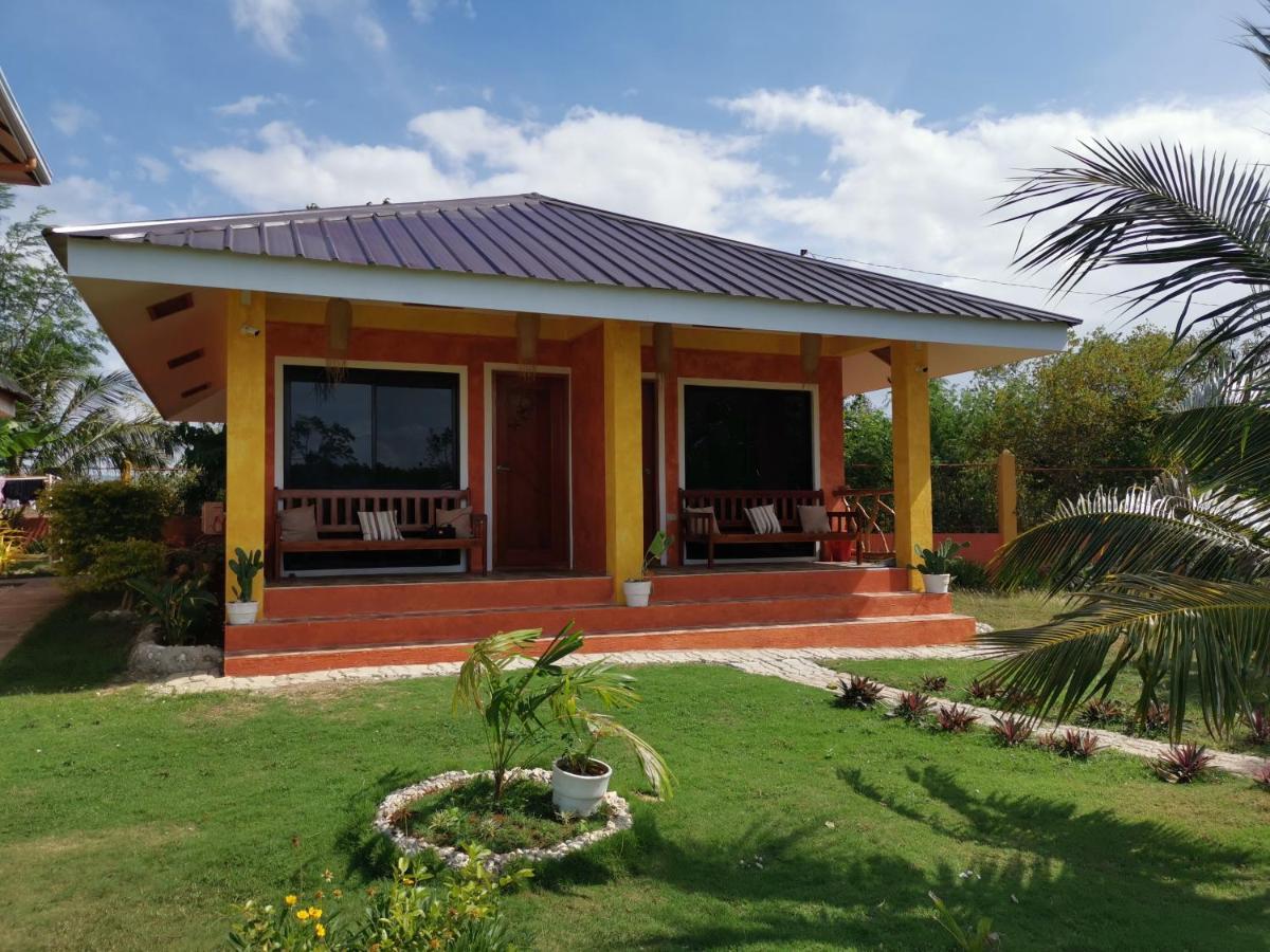 Saschas Place Siquijor Exteriör bild